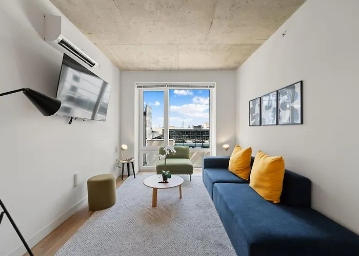 3br Escape Bright Sleek Spacious Hotel Chicago