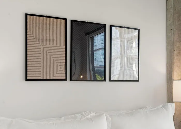 3br Escape Bright Sleek Spacious Hotel